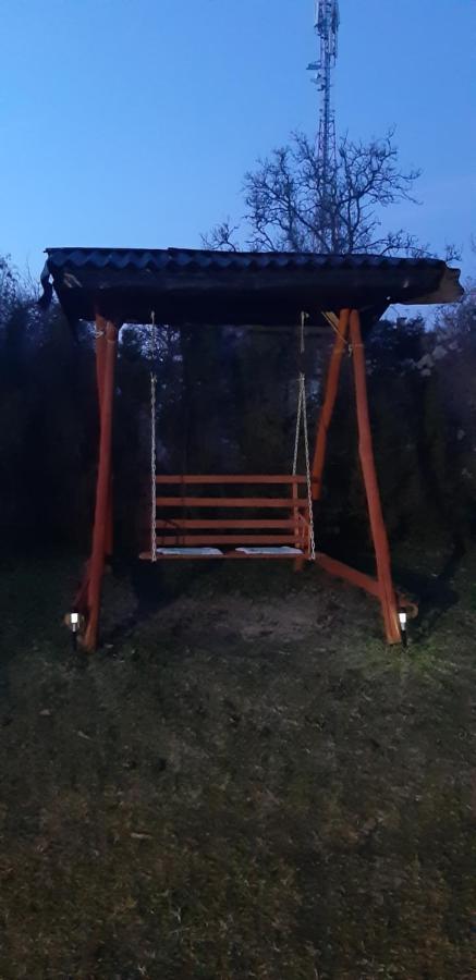 Apartament Kamilla Vendeghaz Écs Zewnętrze zdjęcie